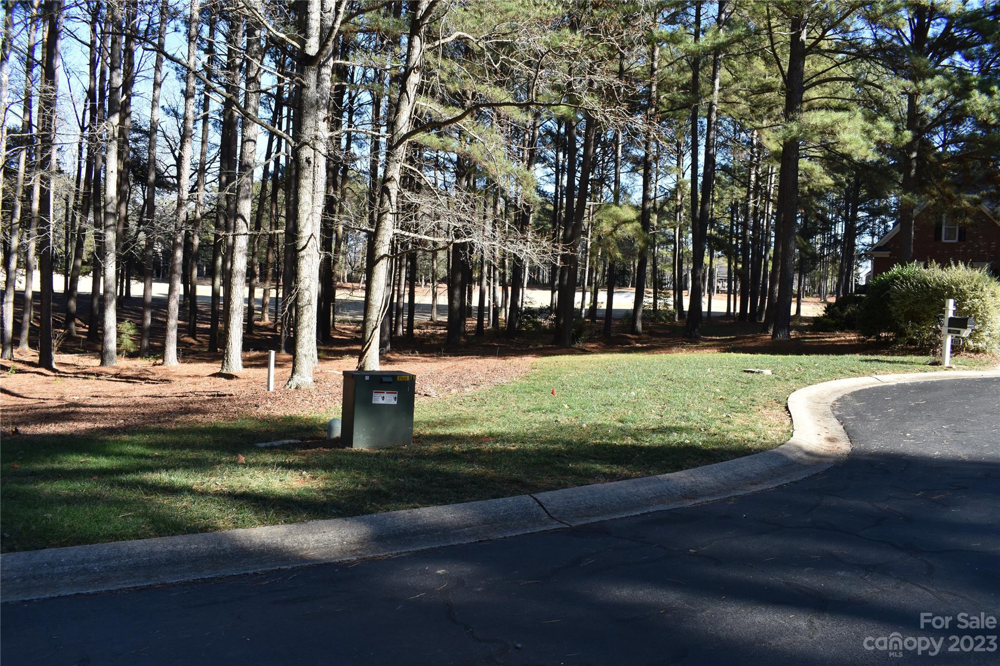 Uwharrie Point - Land