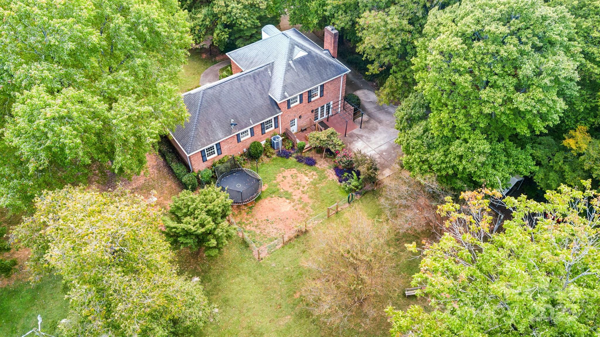 2801 Williams Road