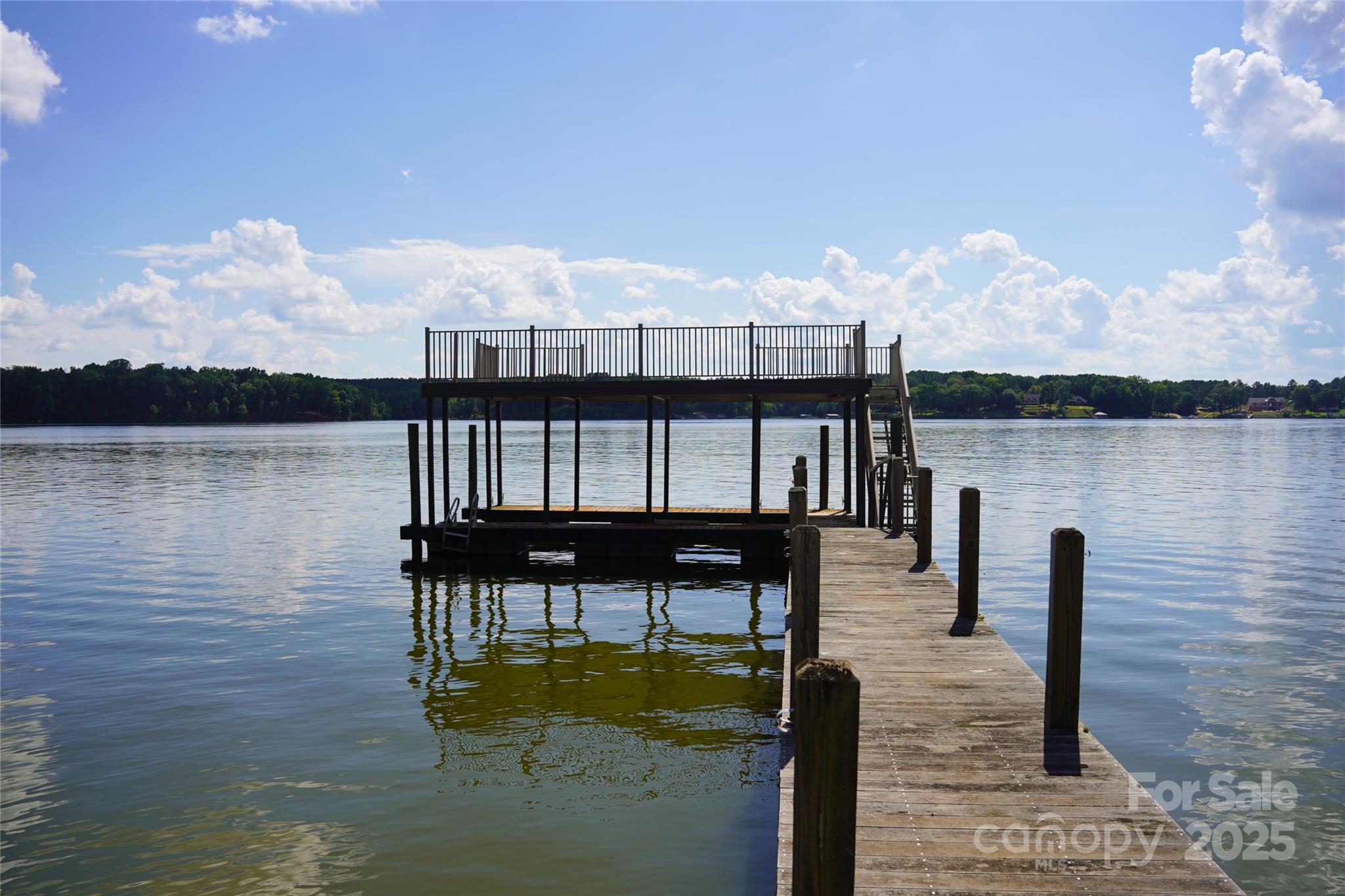 10219 Lakeshore Drive