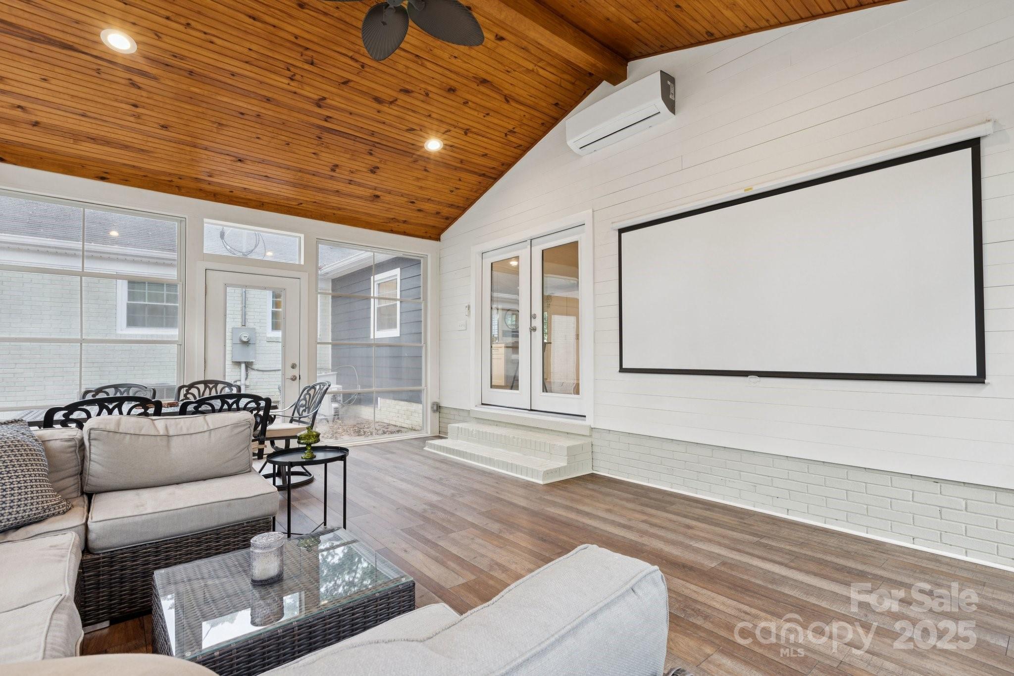 Madison Park - Residential