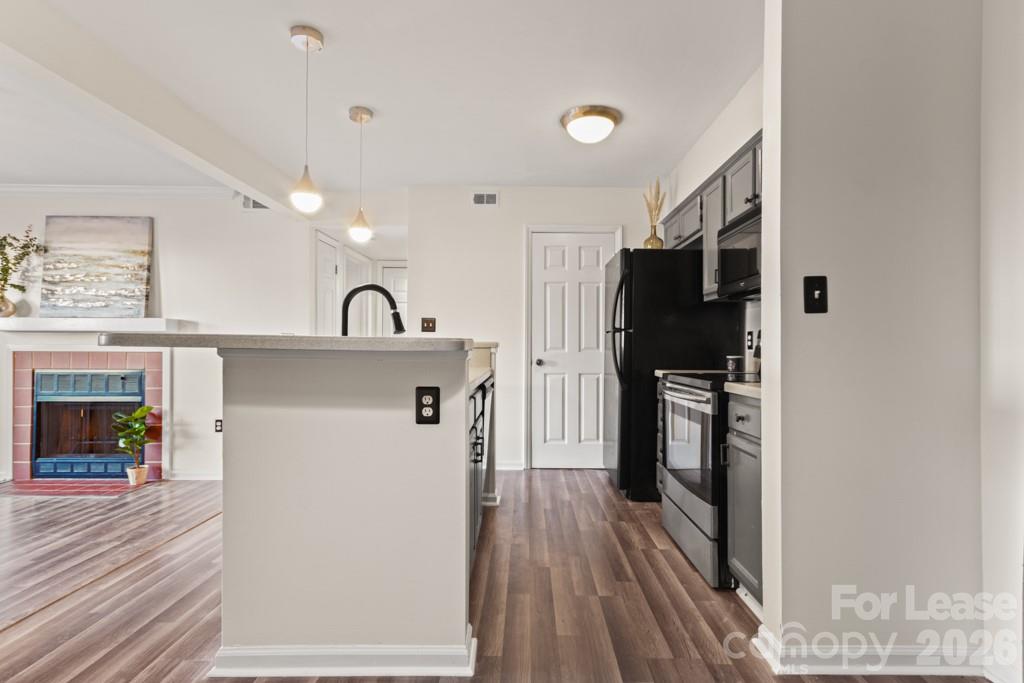 Barringer Square - Residential Lease