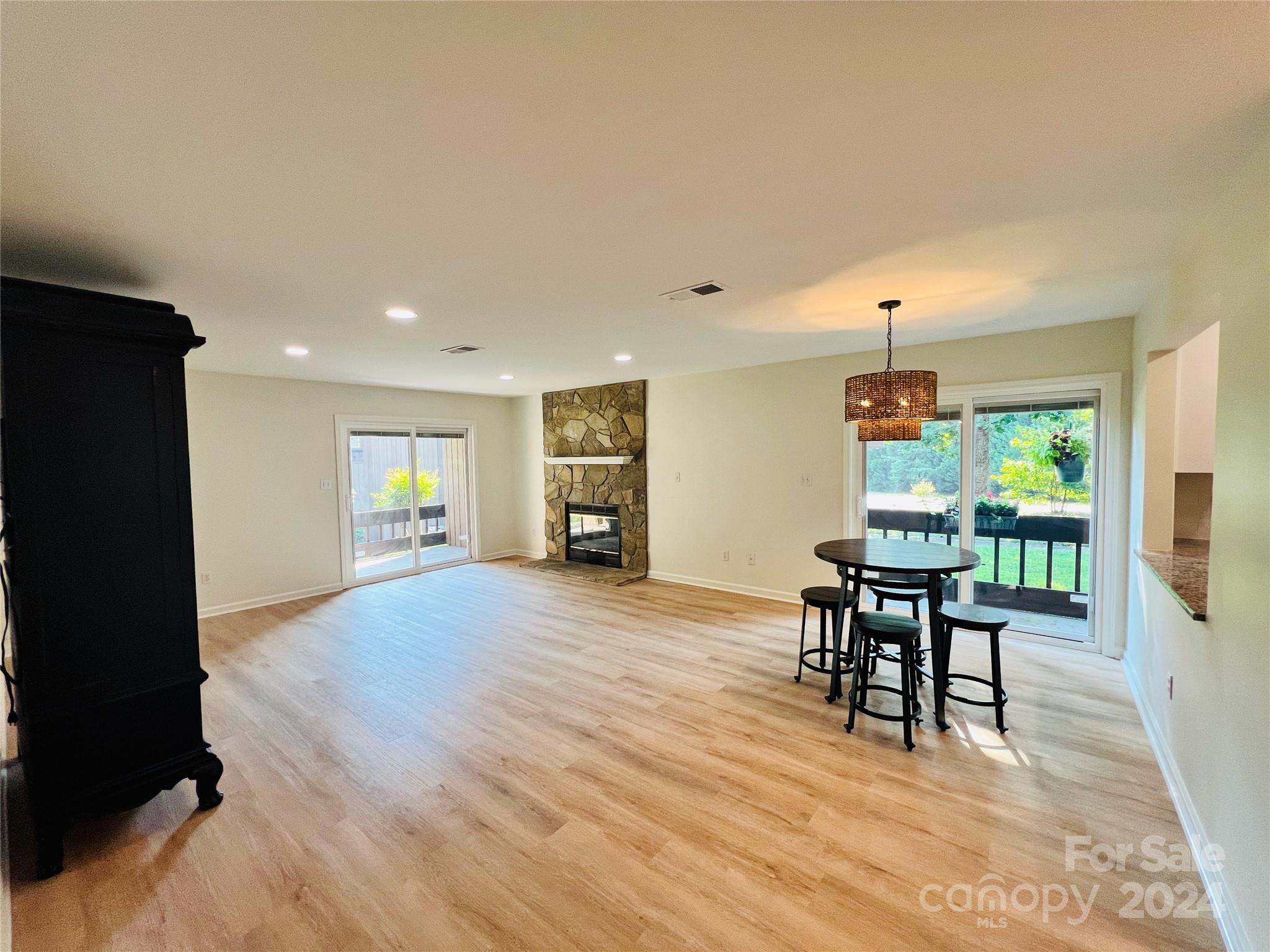 Mallard Head Condos - Residential