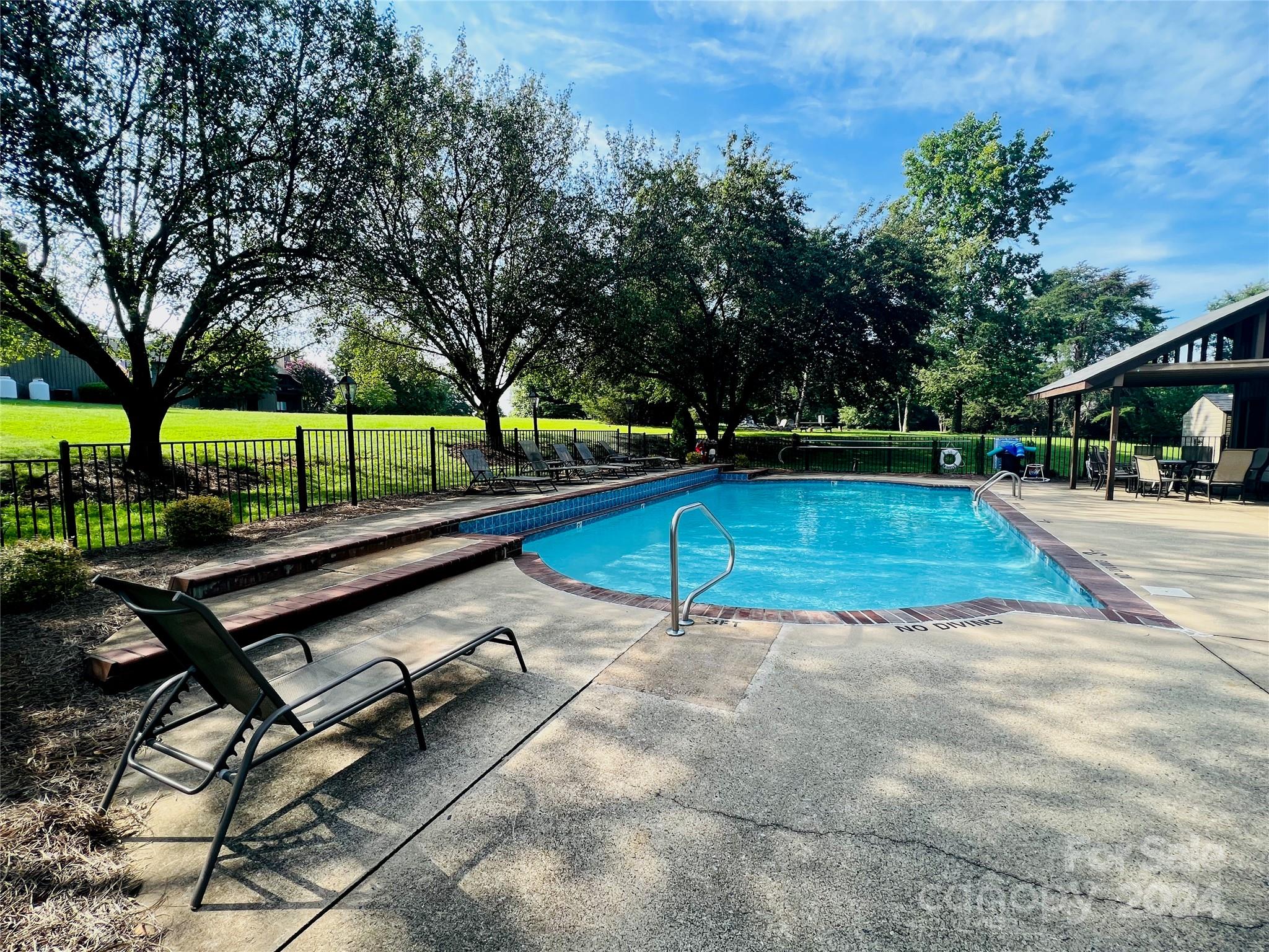 Mallard Head Condos - Residential