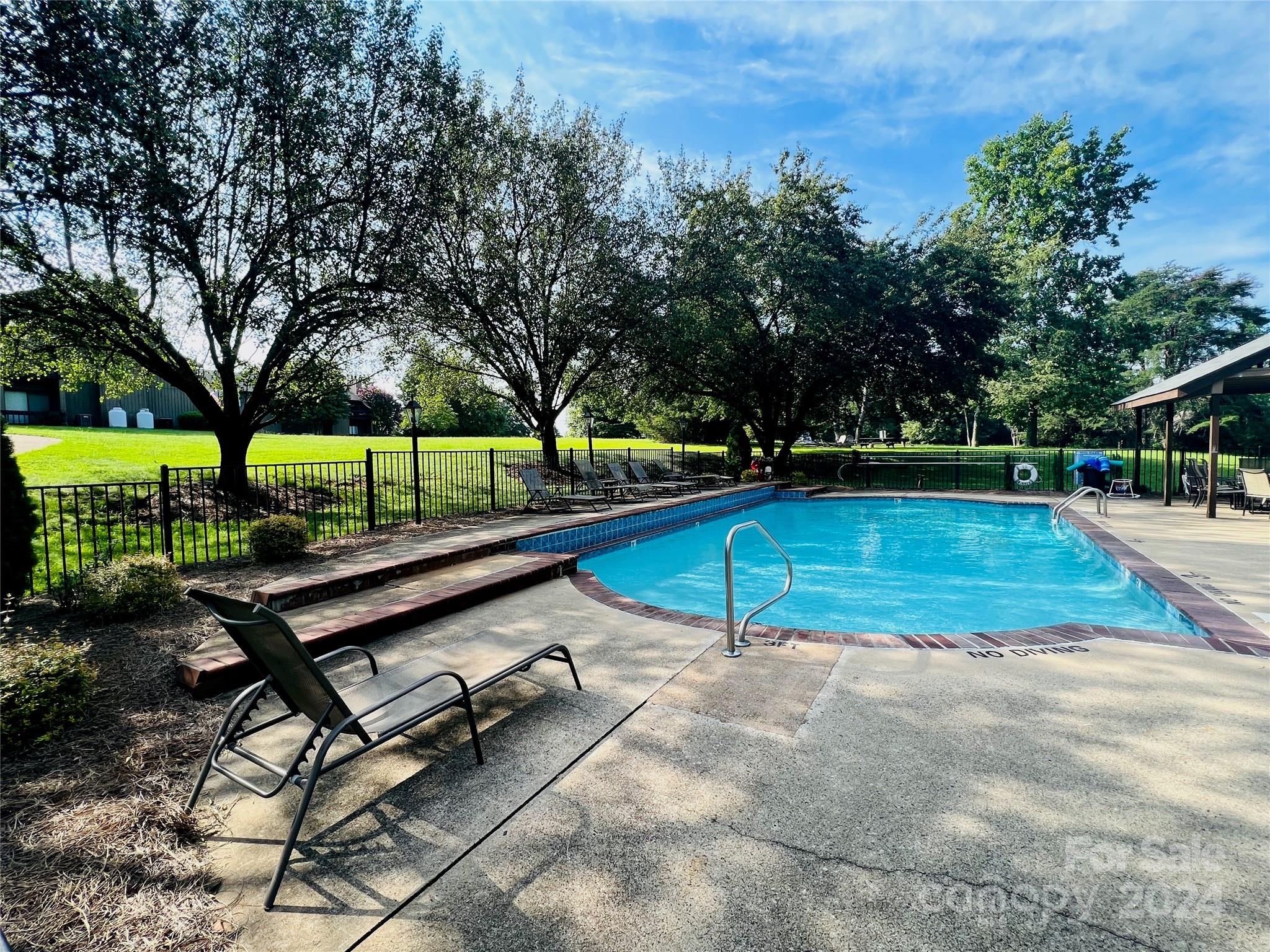 Mallard Head Condos - Residential