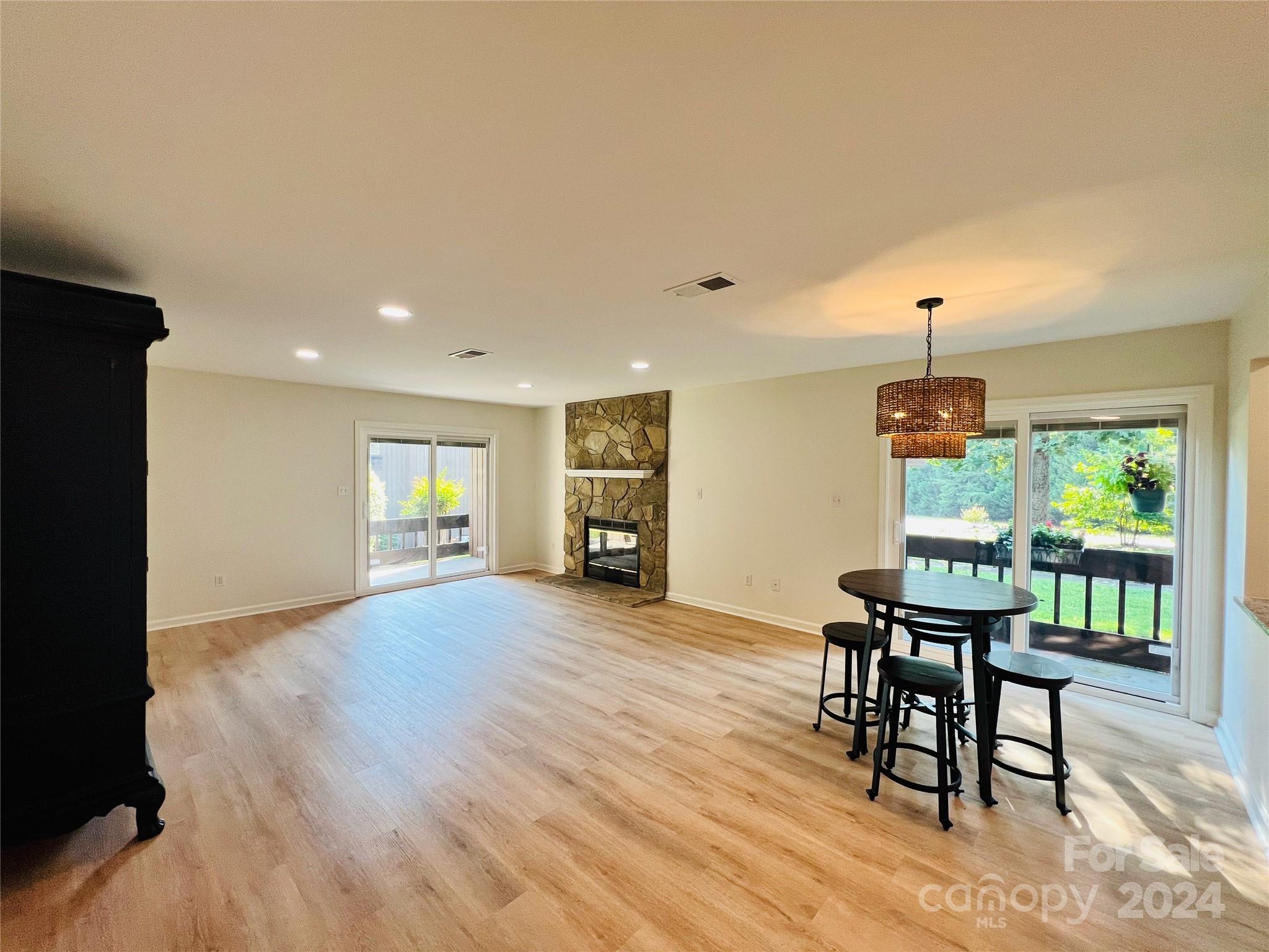 Mallard Head Condos - Residential