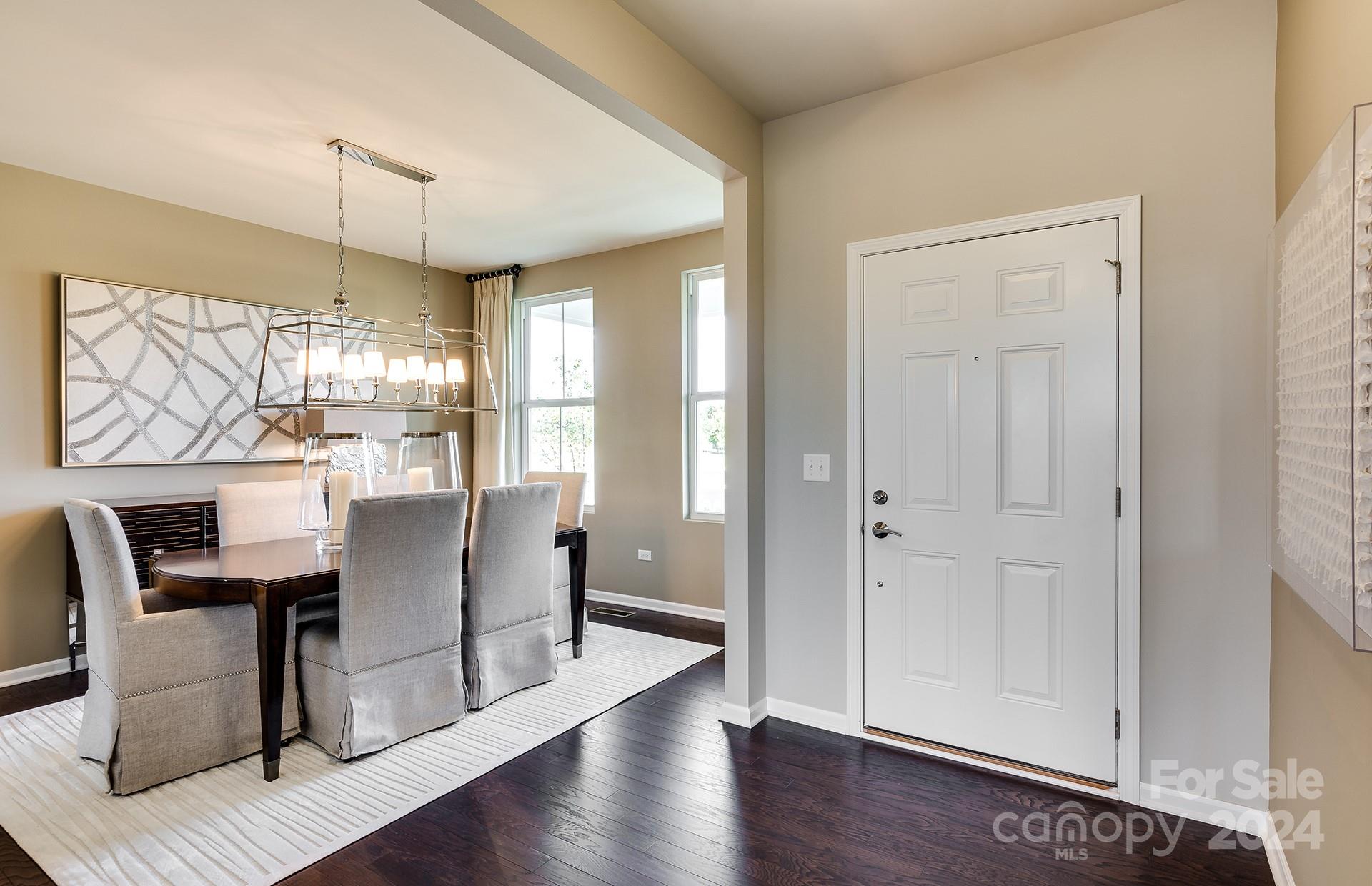 1048 Kinship Drive 114