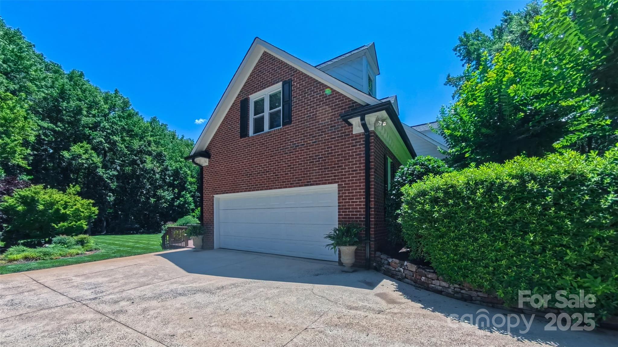 1240 Fawn Ridge Road NW