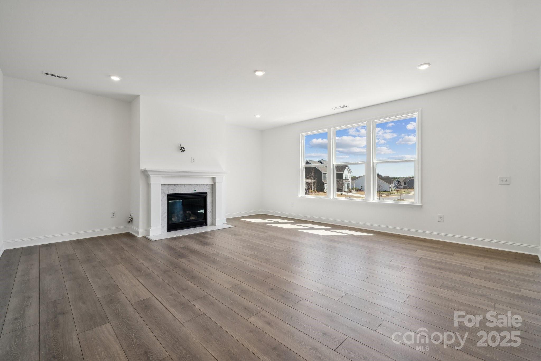 The Estates at Sugar Creek - Residential