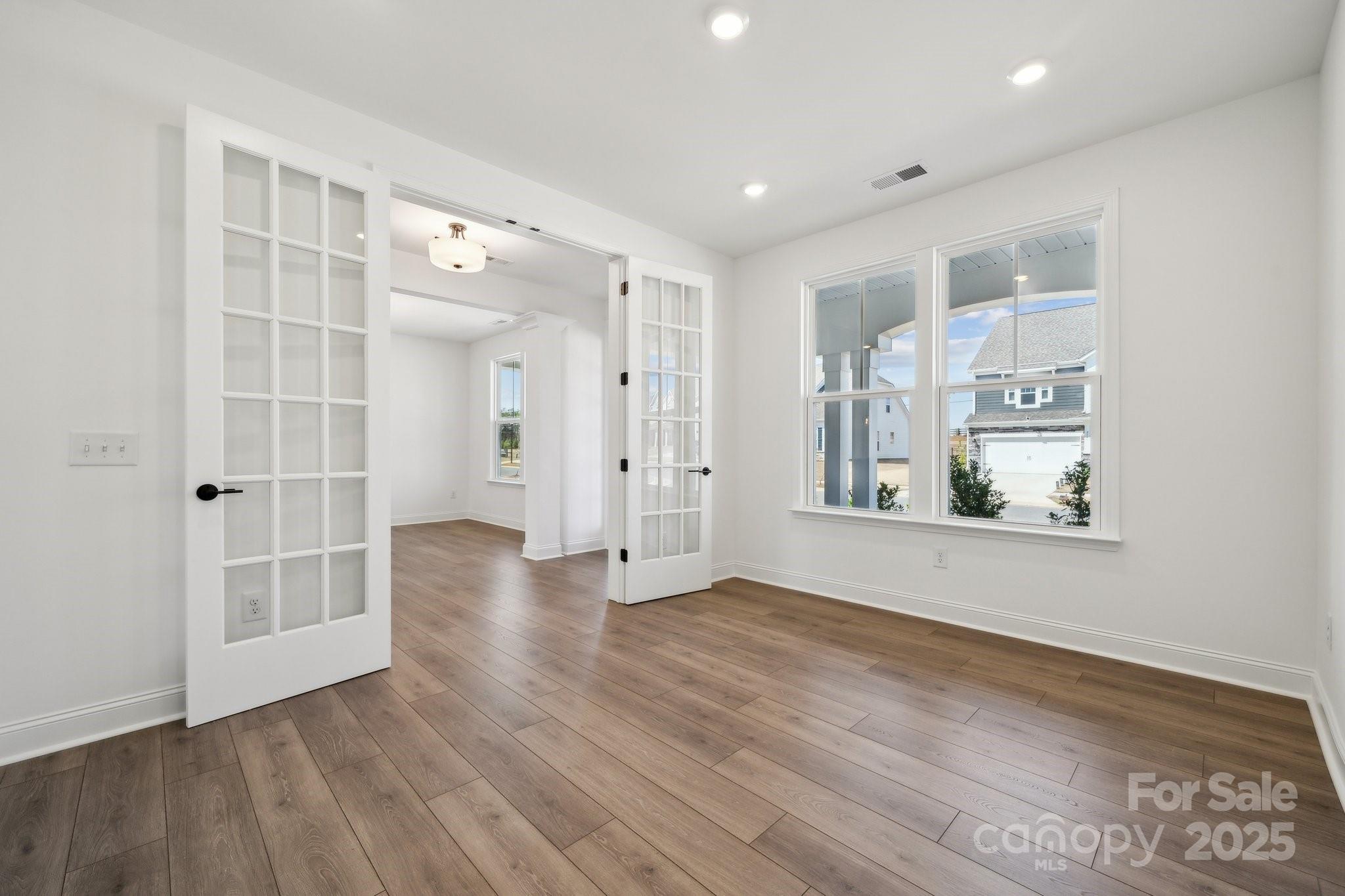 The Estates at Sugar Creek - Residential