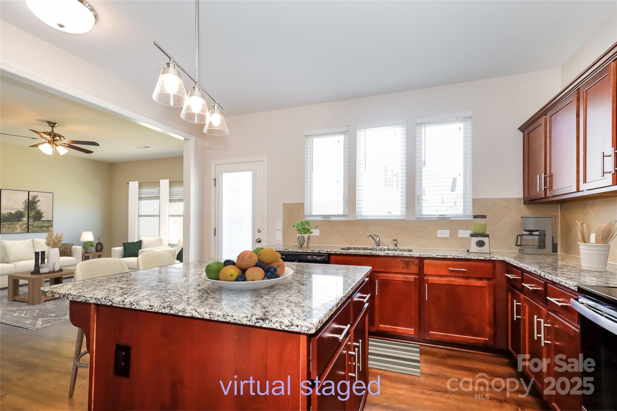 2327 Glenway Trail Court
