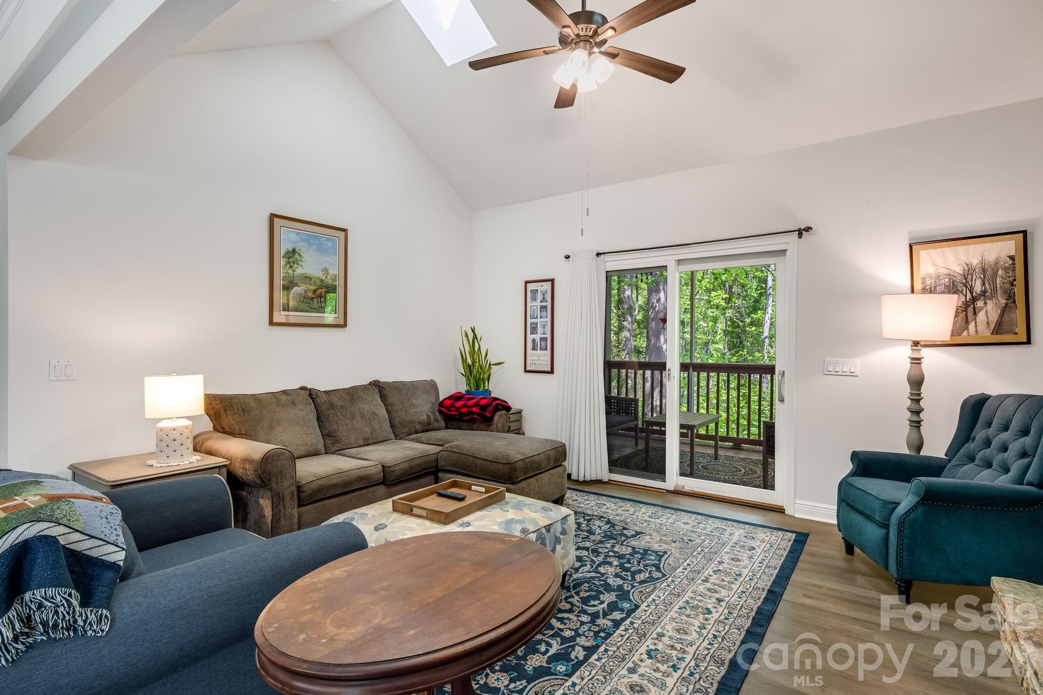 Viewpointe - Residential