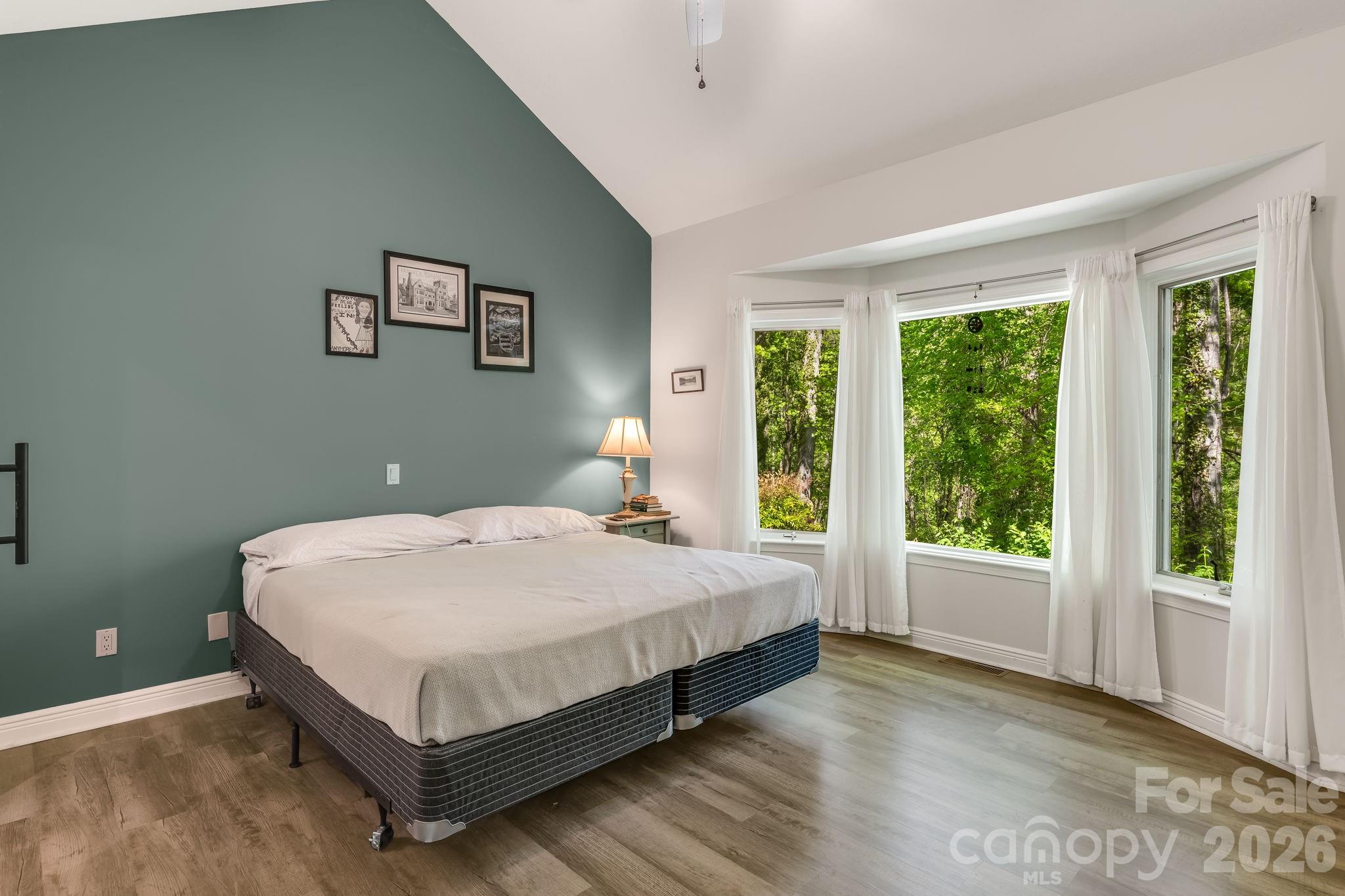 Viewpointe - Residential