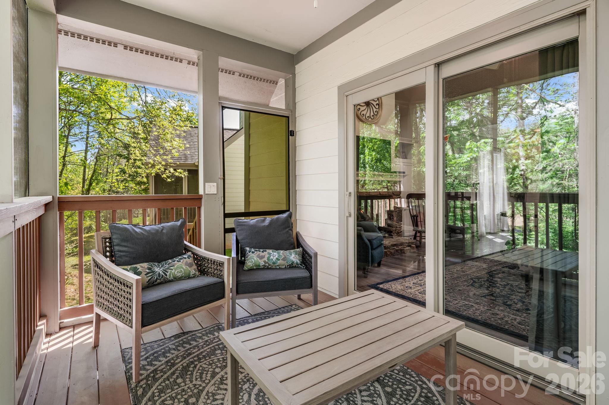 Viewpointe - Residential