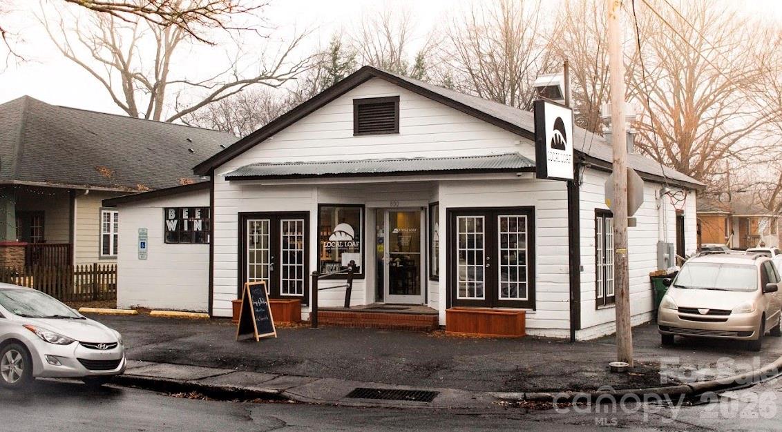 The Arts District - Land