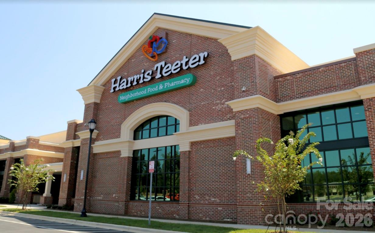 The Arts District - Land