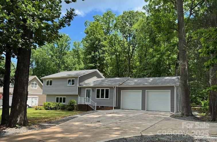 1934 Hickory Hills Drive