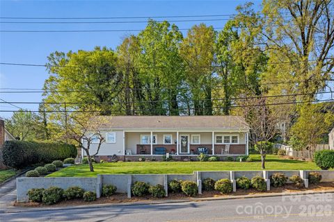 Photo of 839 W Garrison Boulevard, Gastonia, NC 28052 (MLS # 4366307)