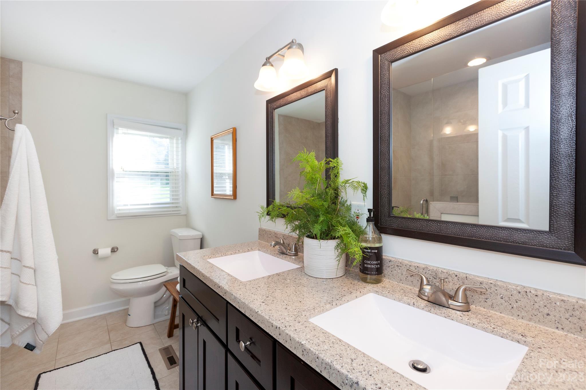 Merry Oaks - Residential