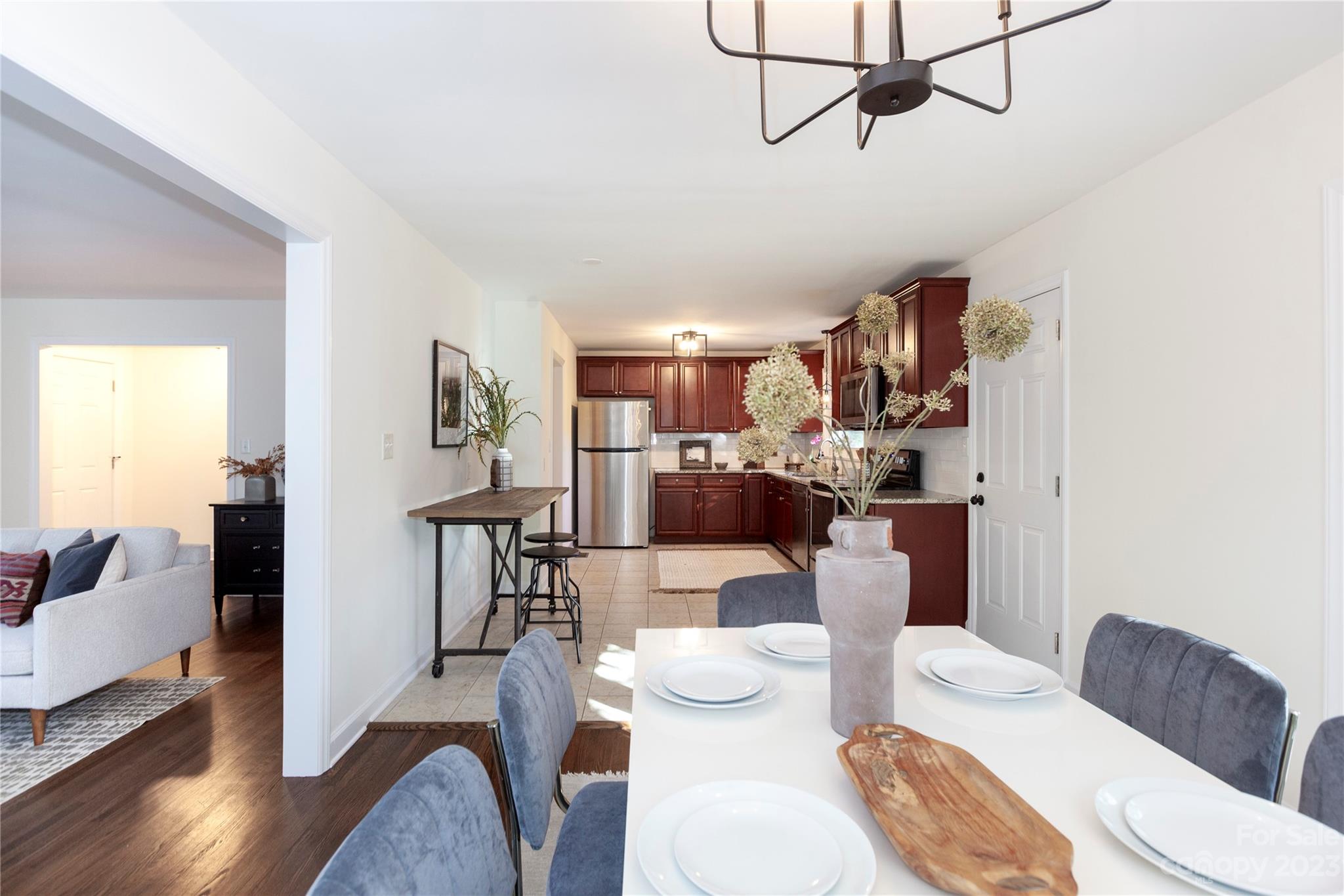 Merry Oaks - Residential