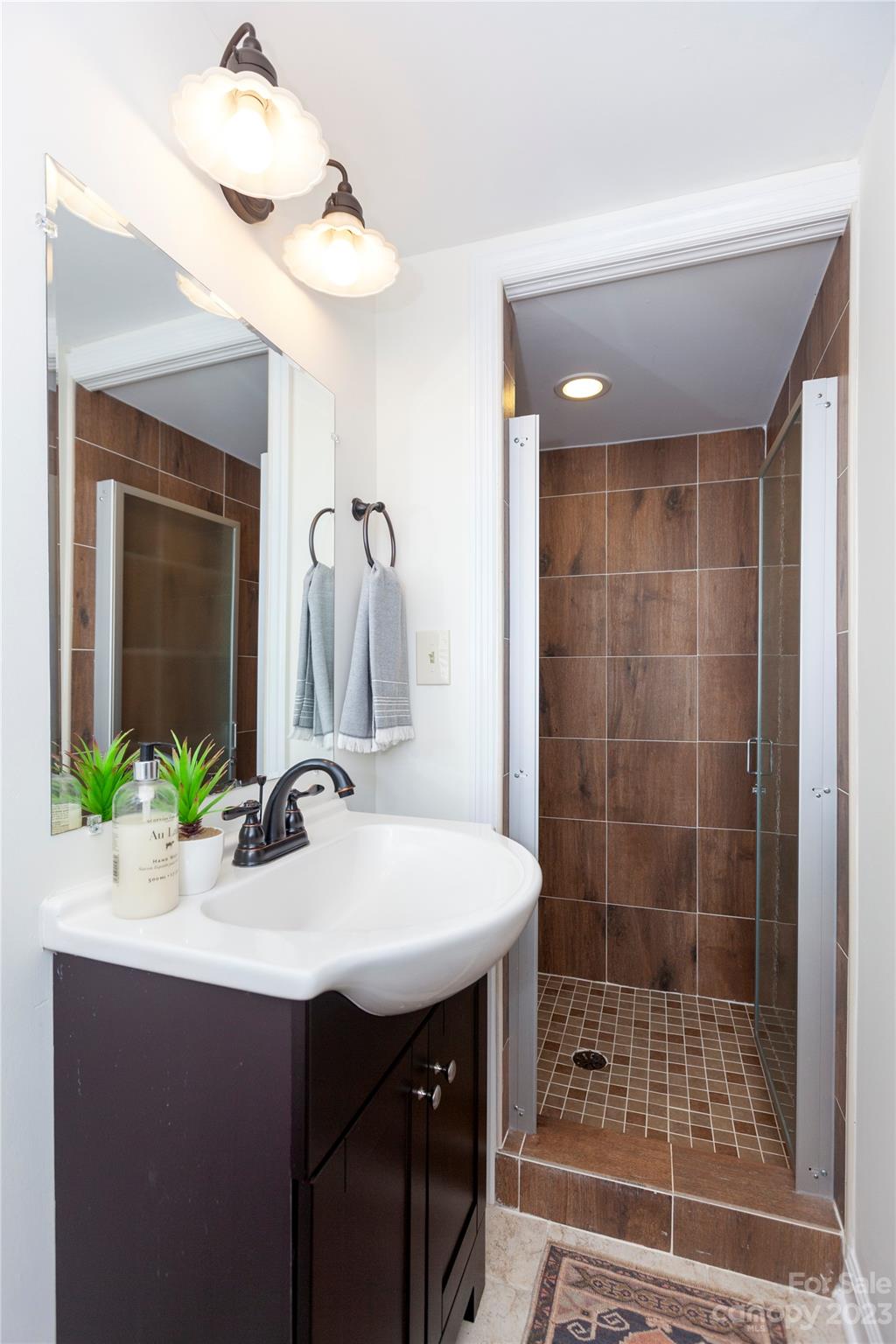 Merry Oaks - Residential