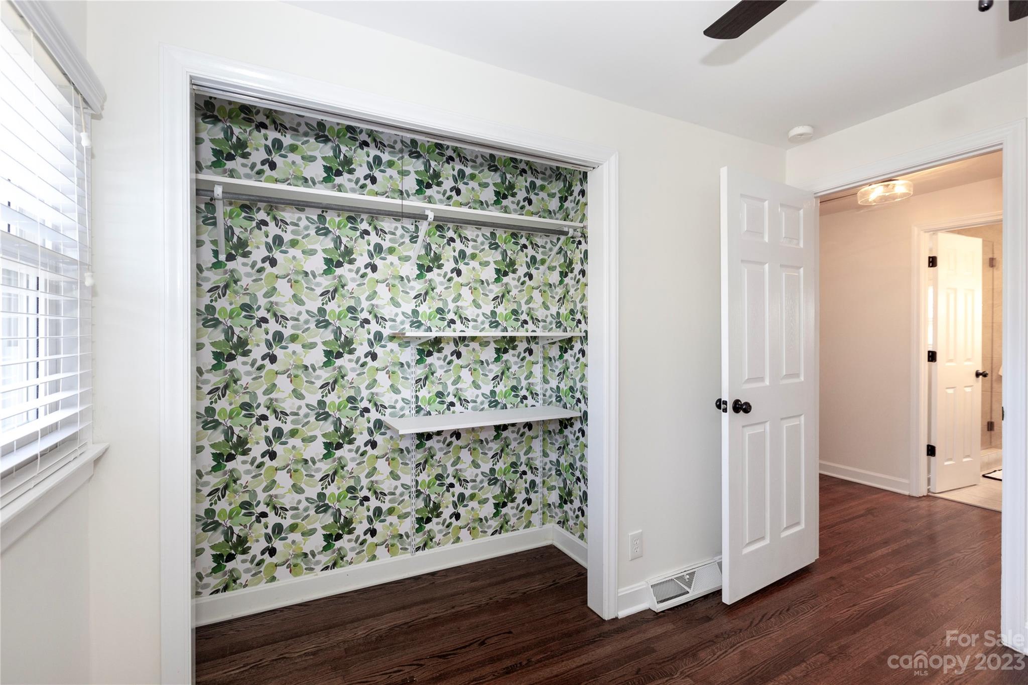 Merry Oaks - Residential