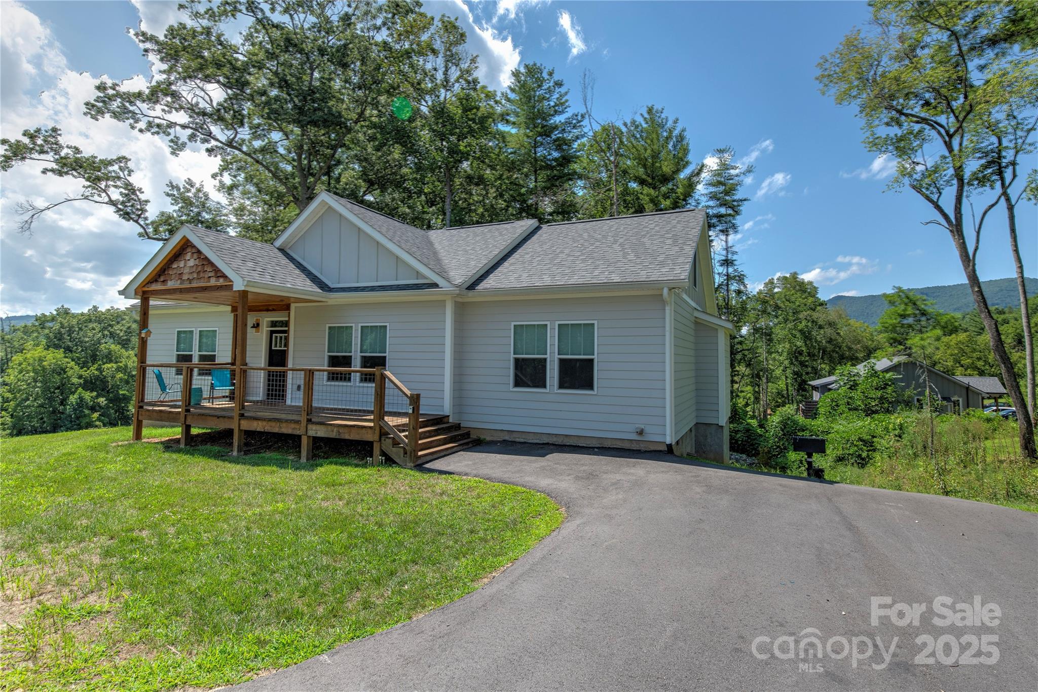 122 Cascade Ridge Road