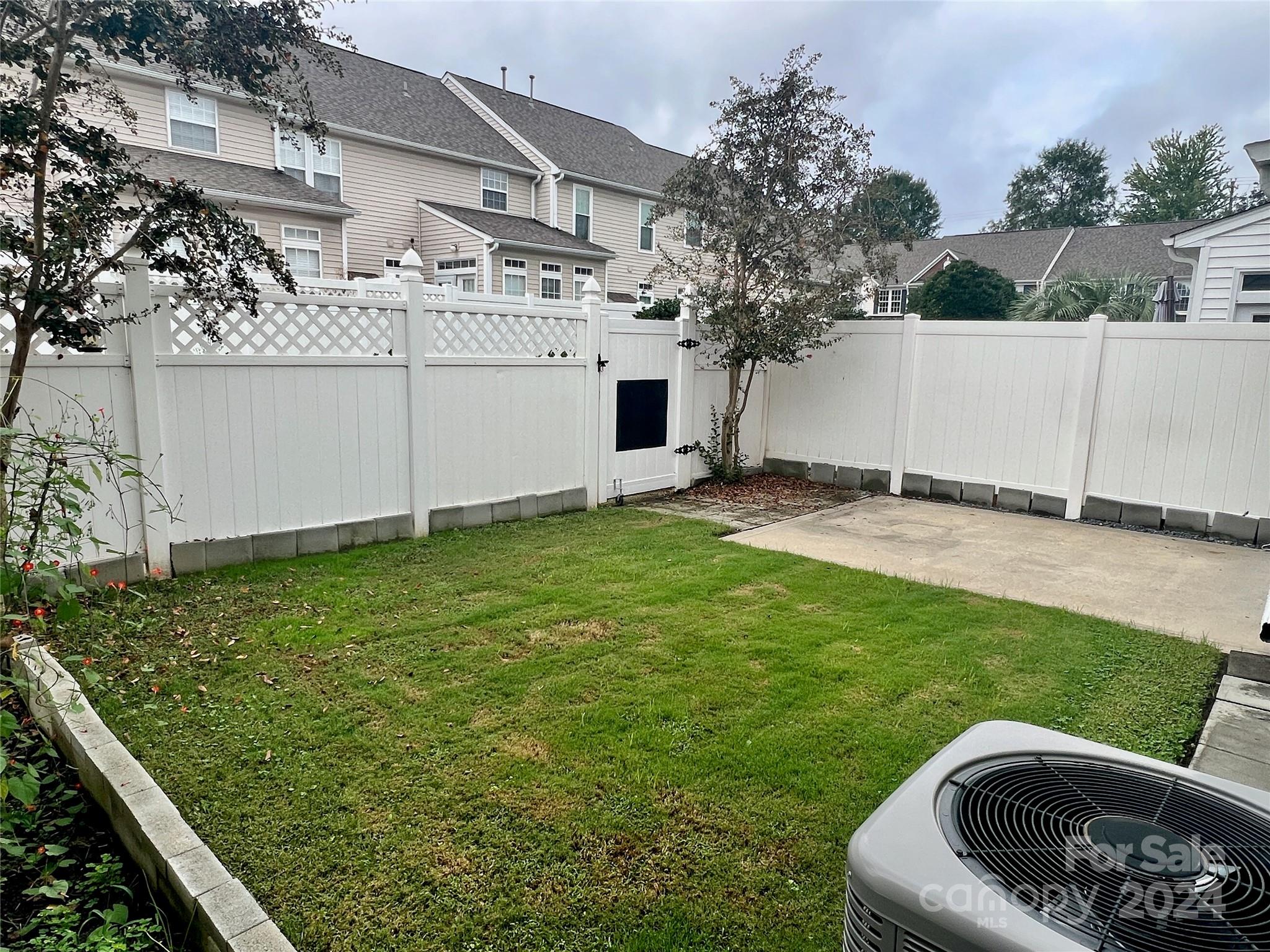 Autumn Cove At Lake Wylie - Residential