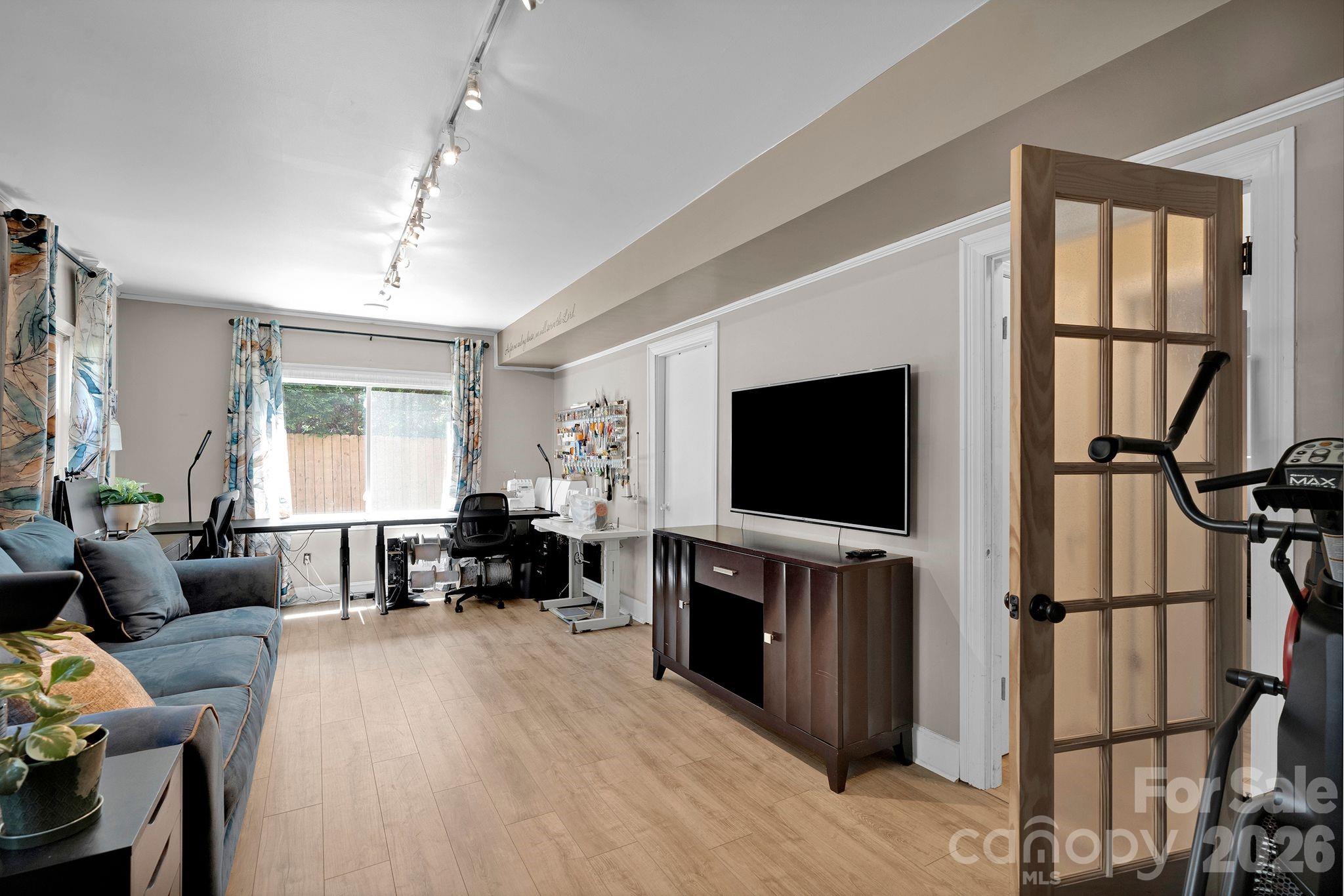 Idlewild - Residential