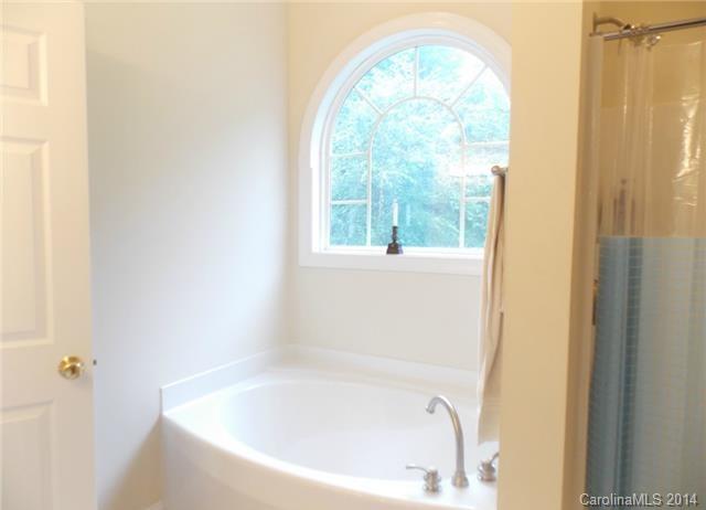 Lake Wylie - Residential Lease