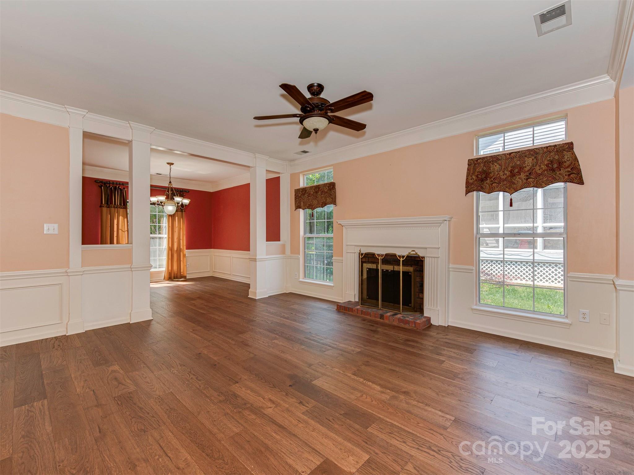 2825 Redfield Drive