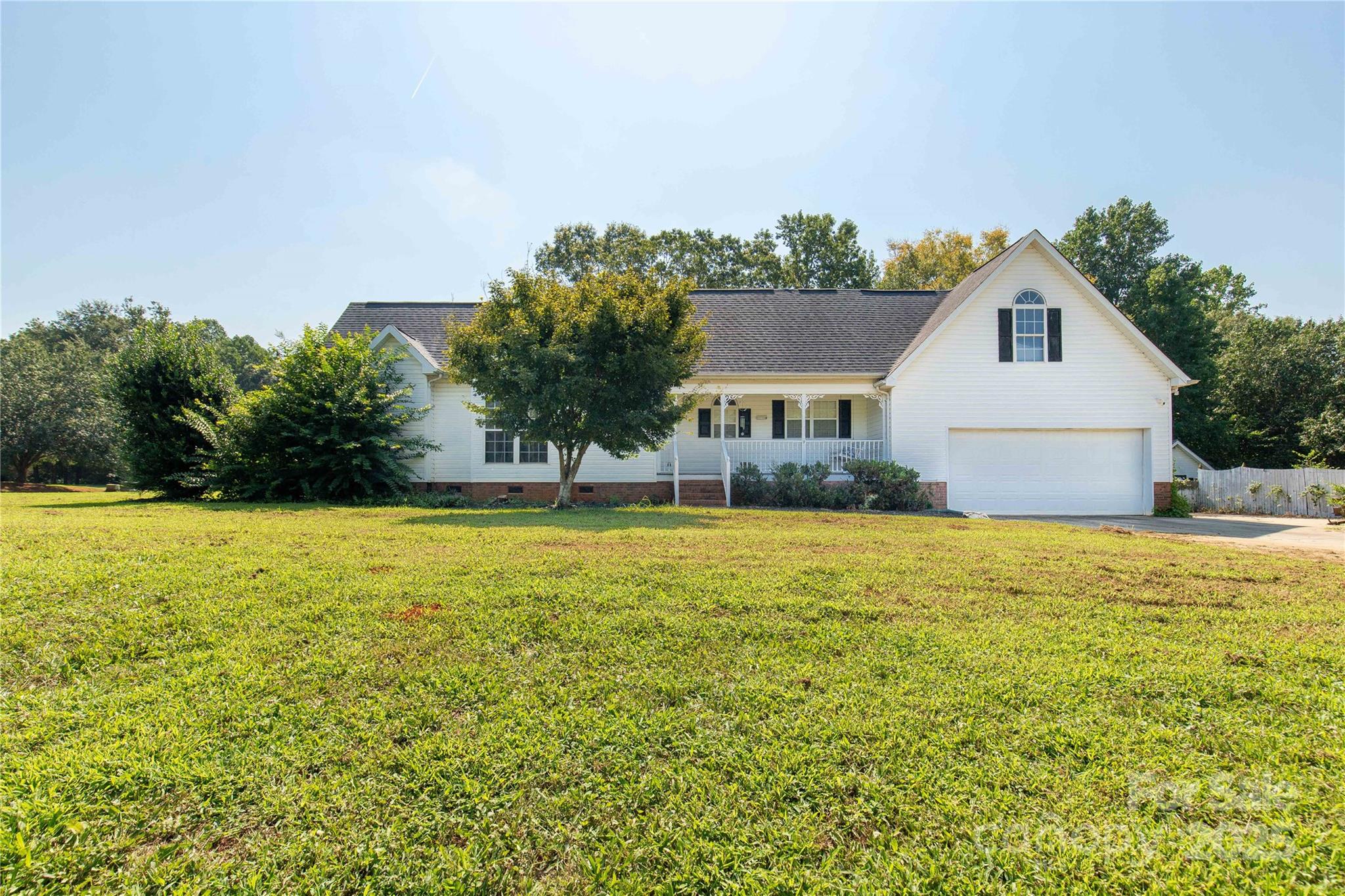 903 Little Brook Circle