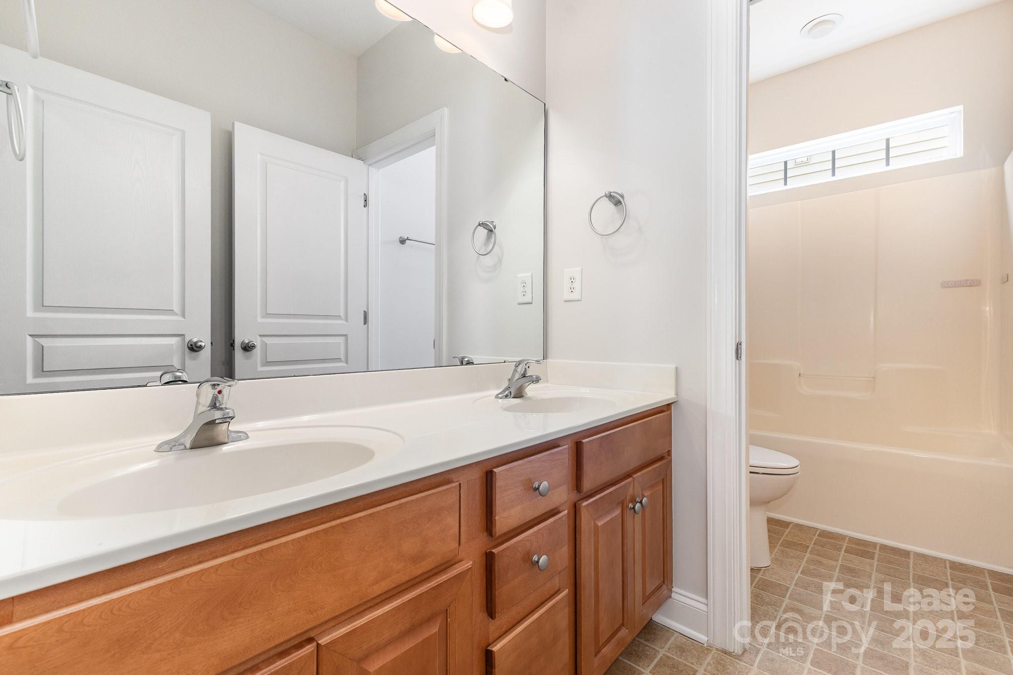 Ardrey Woods - Residential Lease