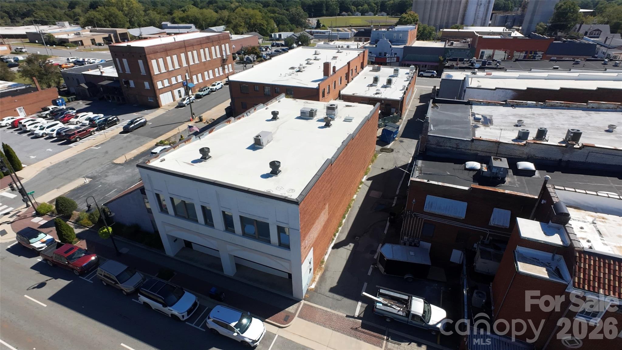109 N Main Avenue