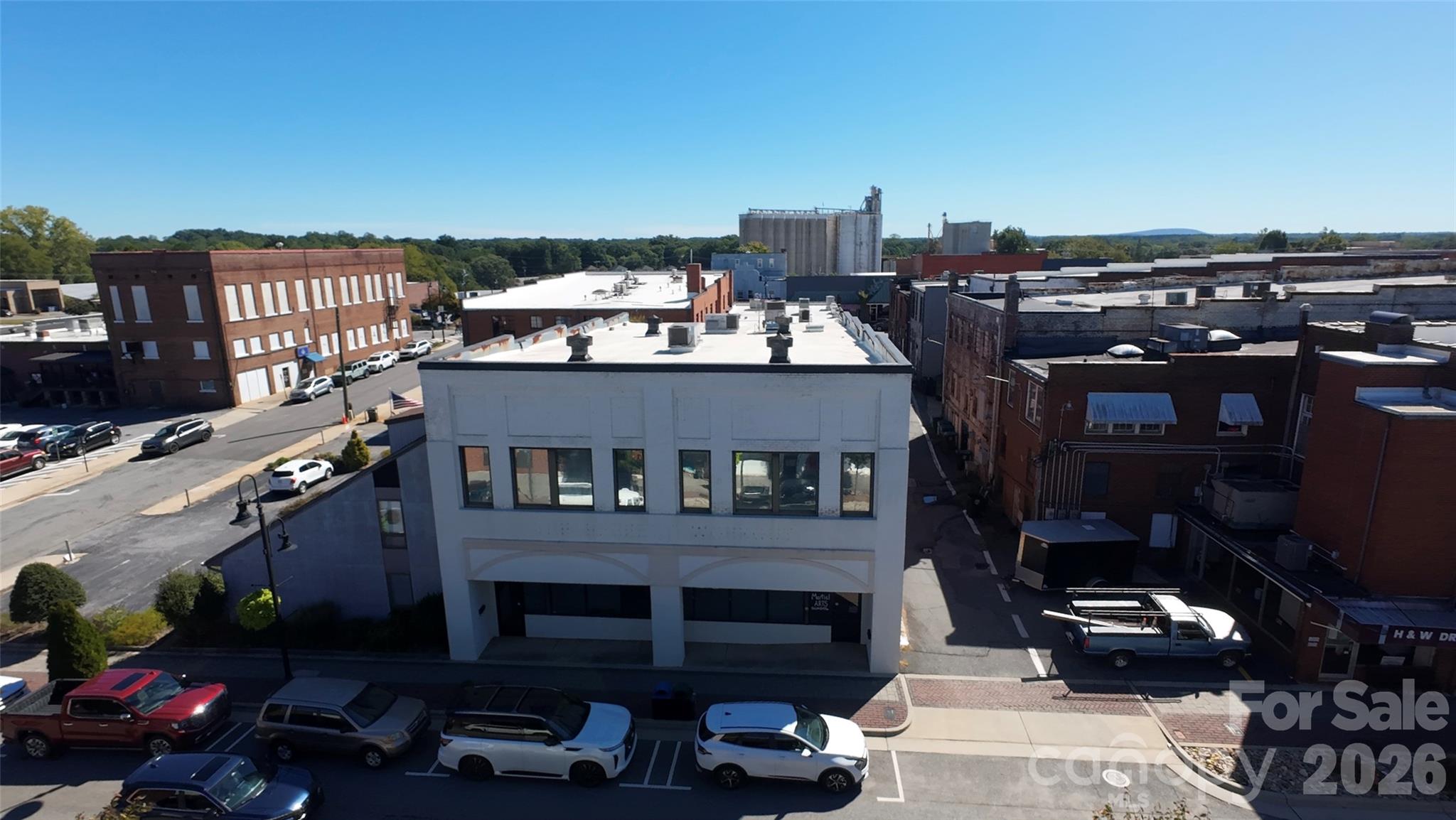 109 N Main Avenue