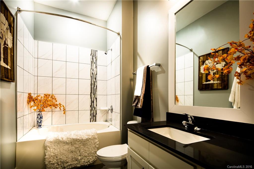 Commonwealth - Residential Lease