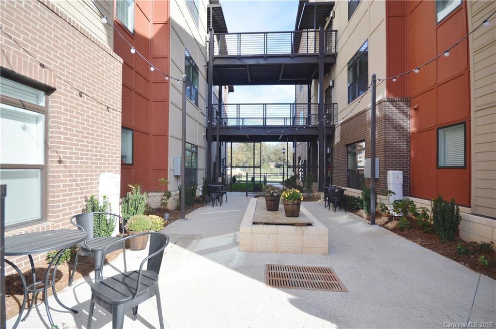 Commonwealth - Residential Lease