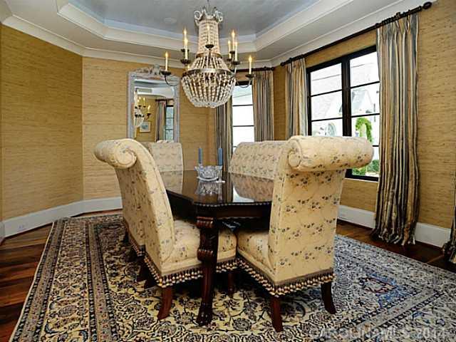 The Peninsula - Residential