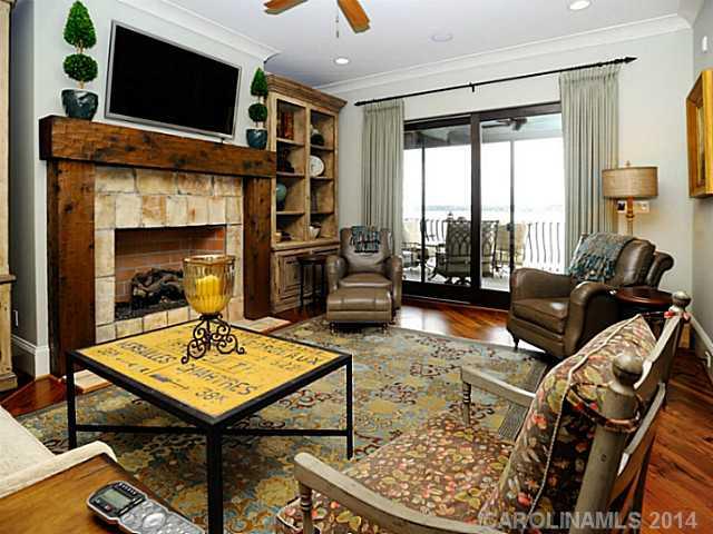 The Peninsula - Residential