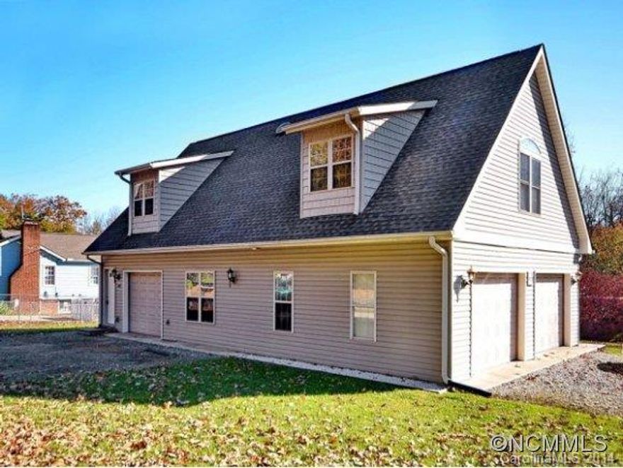 GREAT INVESTMENT OPPORTUNITY. VERY CLEAN DUPLEX RENTAL PROPERTY. The duplex has 2-one bedroom & 1 bath (one approx 950 sf and other 550 sf) Each with separate parking garage and additional parking space. Add'tl storage space for riding mower & garden tools. Live in one and rent the other for income