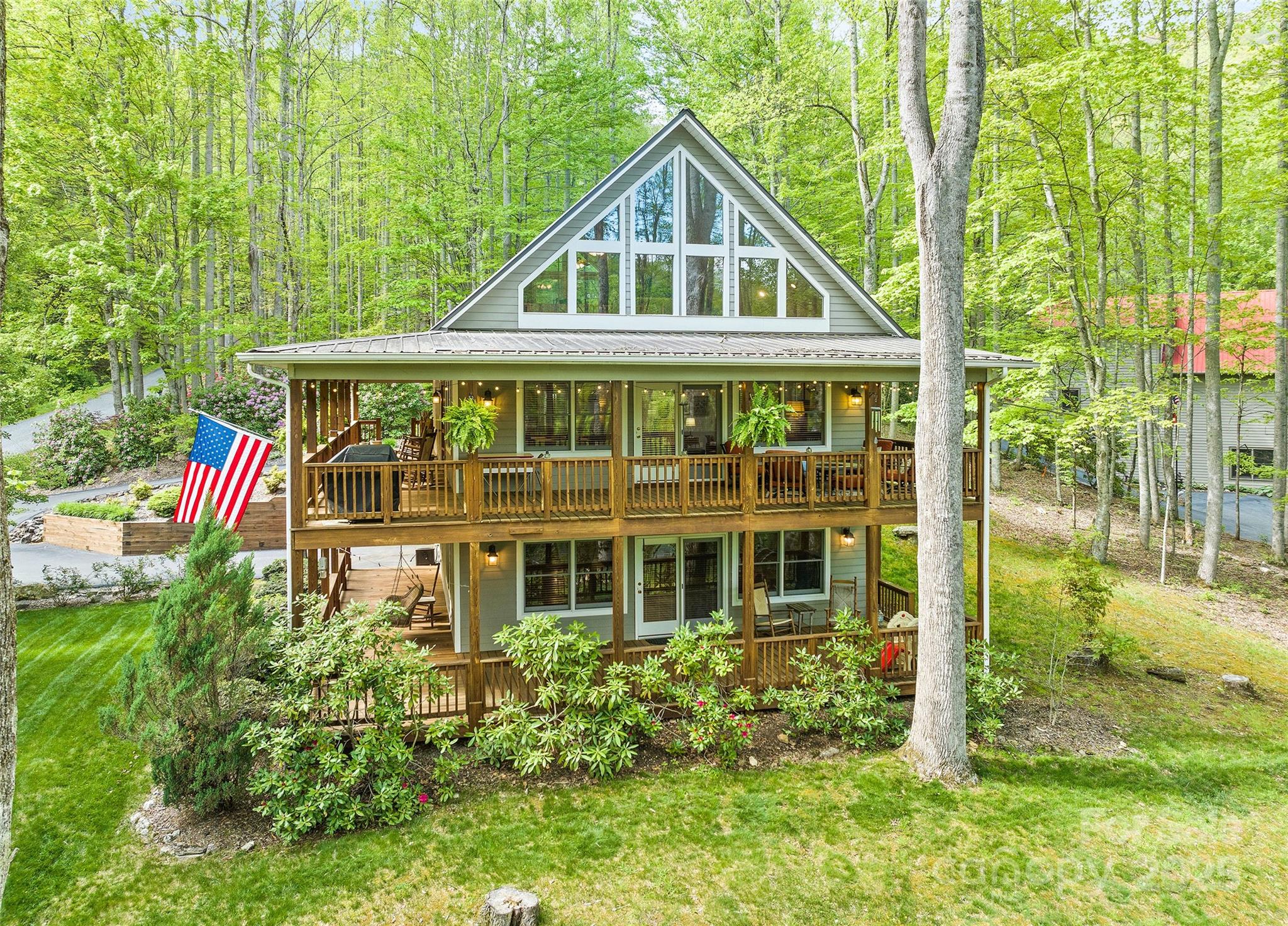 92 Streamside Drive