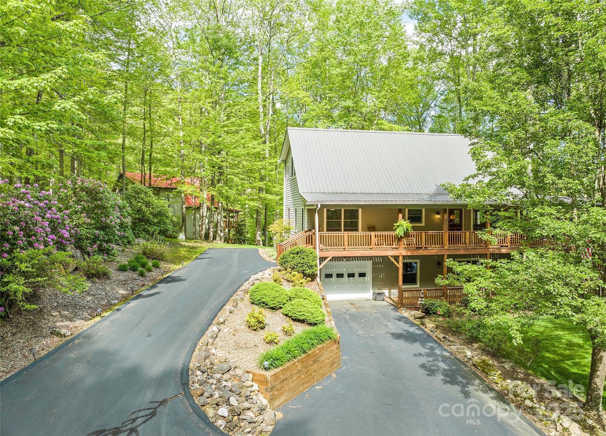 92 Streamside Drive