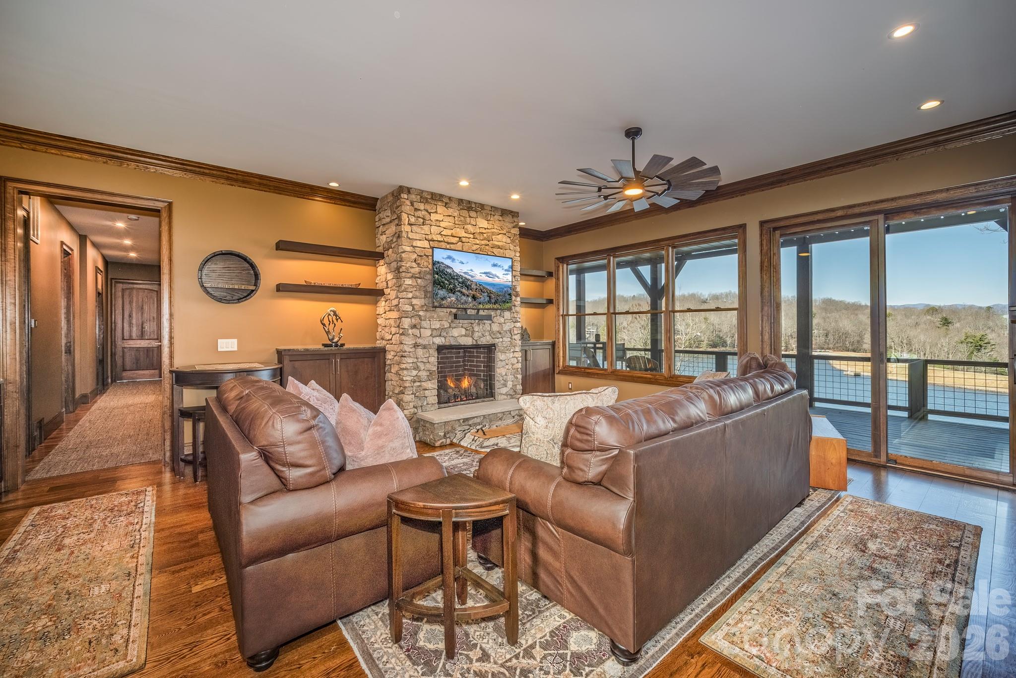 Connestee Falls - Residential