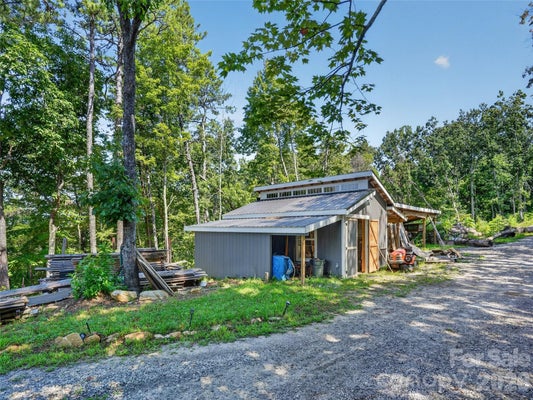 22 JACKS PAW LN, HENDERSONVILLE, NC 28792 - Image f687d8a2027f1fe1277e202b0136e4fa/315226695
