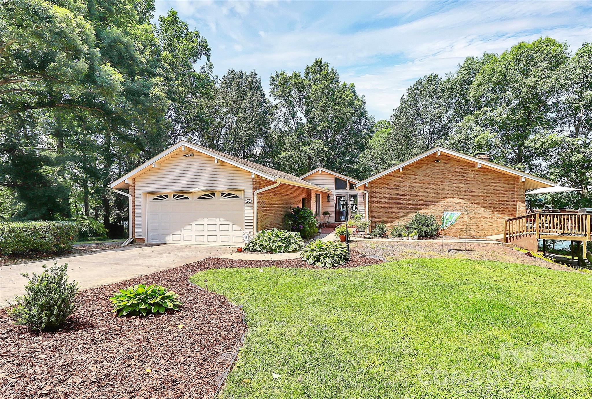 160 Quail Hollow Drive