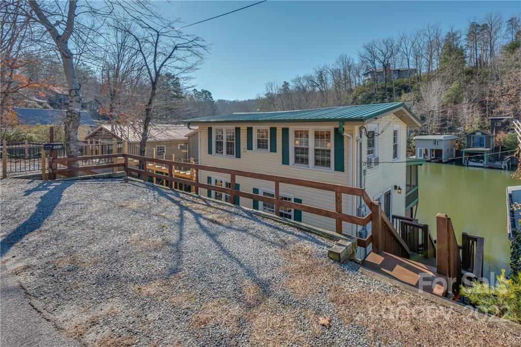 Lake Lanier - Residential