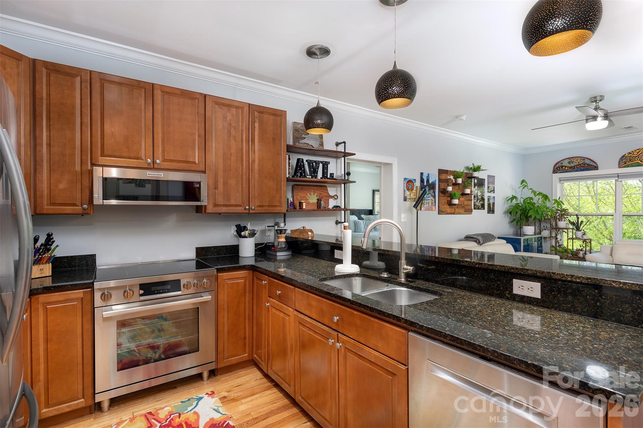 155 S Lexington Avenue B408