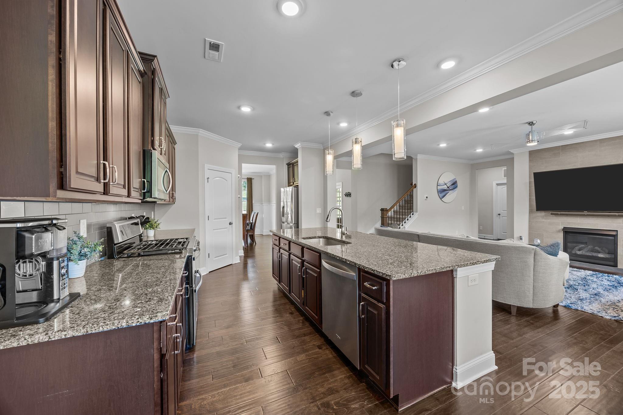 Hollybrook - Residential