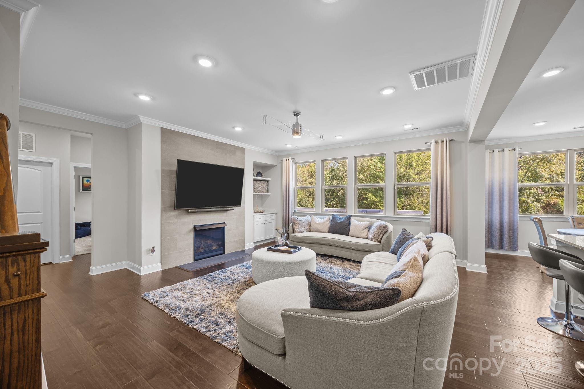 Hollybrook - Residential