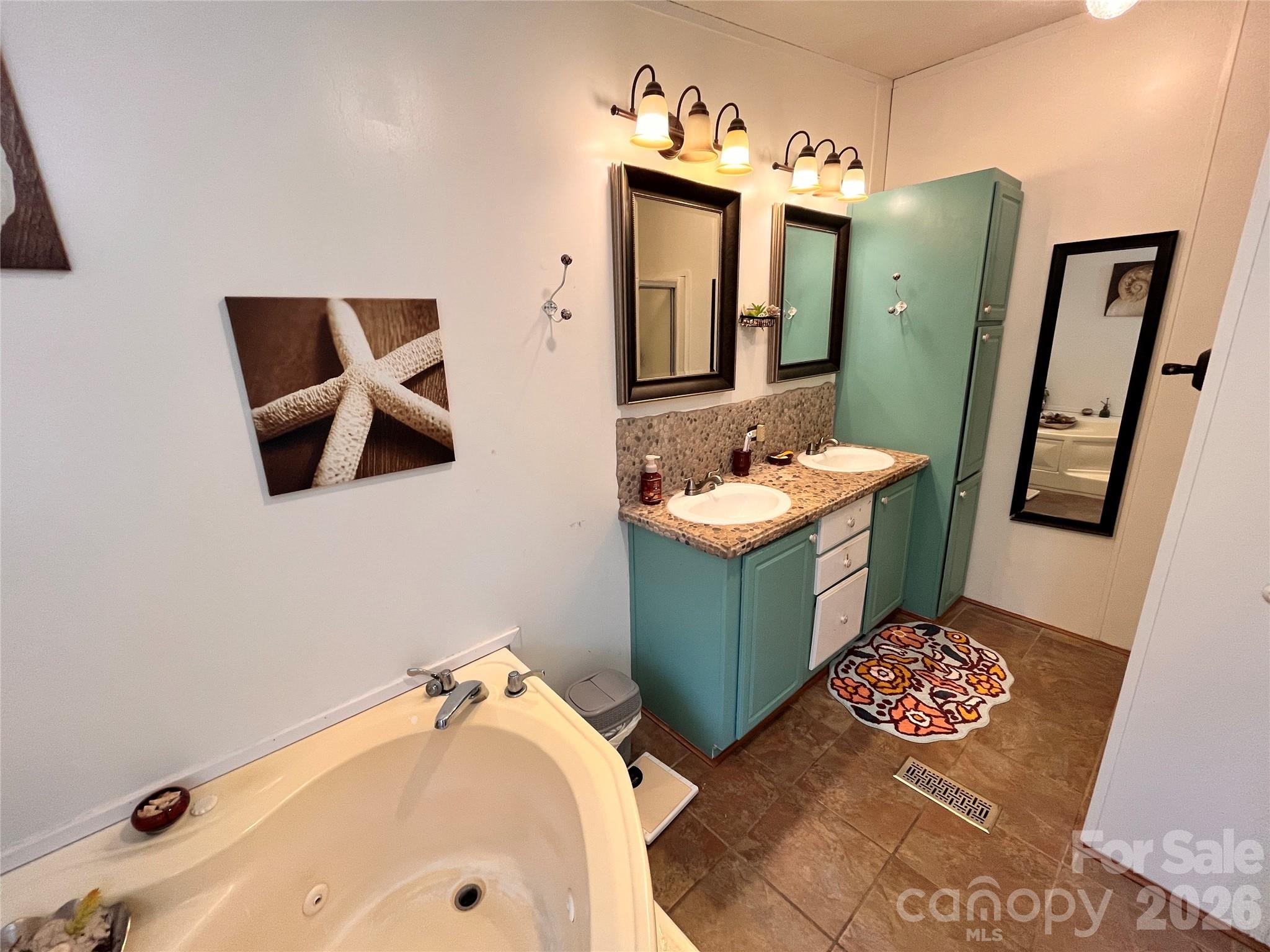 Country Place - Residential