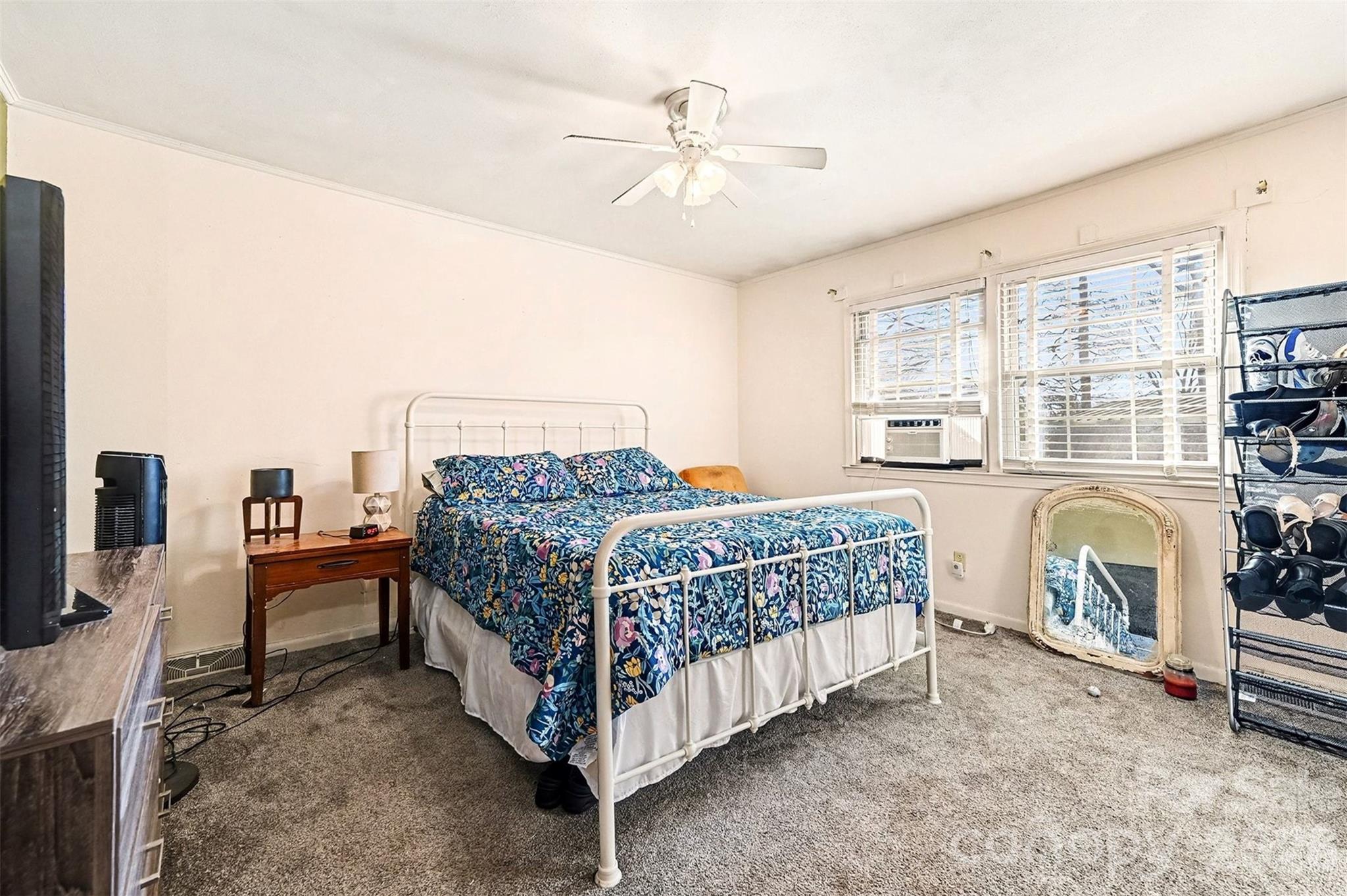 2526 Country Club Drive